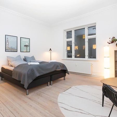 Come Stay In Aarhus - Close To Everything 4 People Exteriör bild